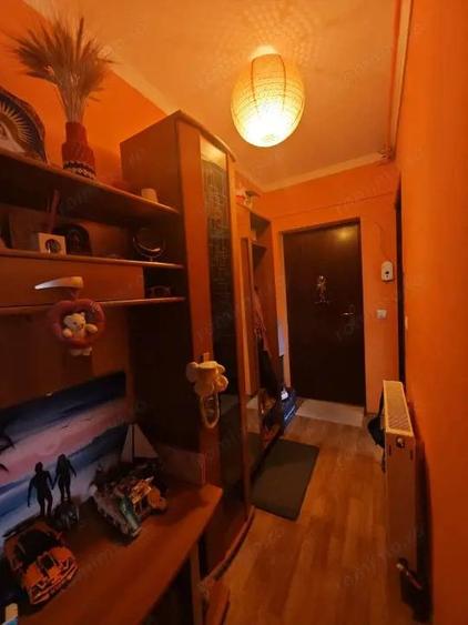 Apartament de vanzare, cu 2 camere, 43 mp, zona centrala - 1