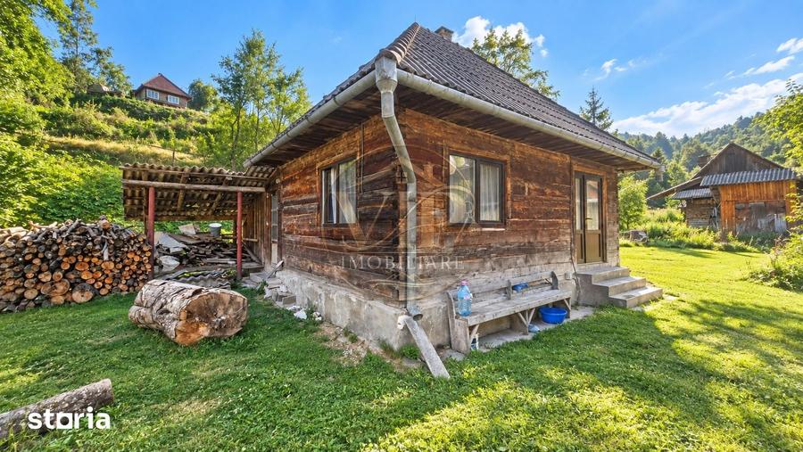 Casă cu 4 camere cu Teren 1130 Mp în Ciugud