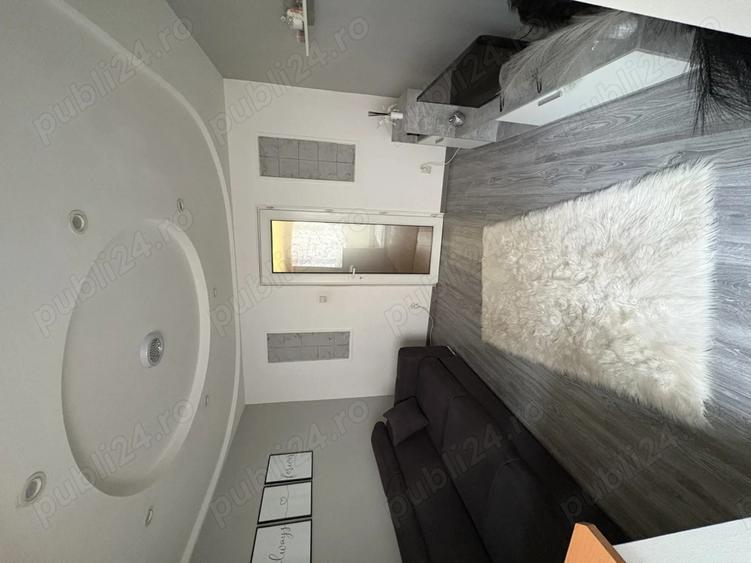 Ap. 2 camere decomandat, 50 mp, etaj 2 Zona Modern, centrala proprie, mobilat - 1