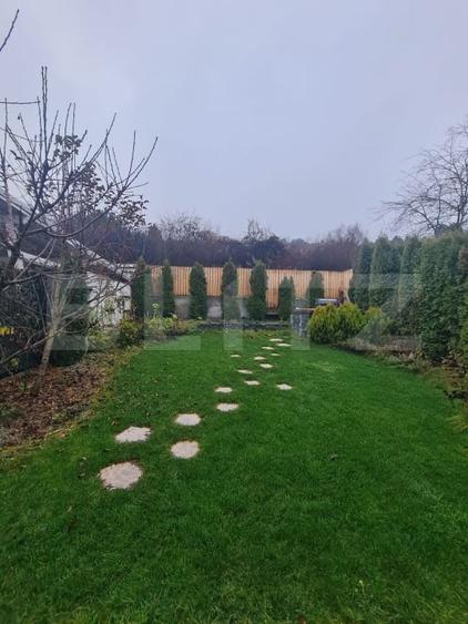 Casa cu 4 camere, instalatie fotovoltaica, acces restrictionat, zona Vivo - 1