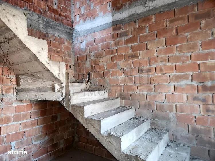 Tomesti str Principala Vila D+P+M SD=159mp la rosu Teren 638mp - 6