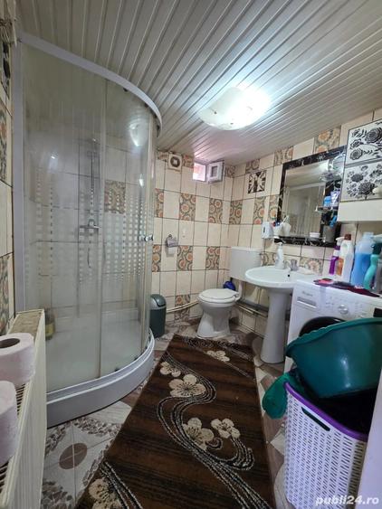 De vanzare casa din caramida, in Roman, 87.000 euro - 18