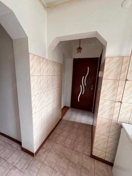 Apartament in Vulcan (Hunedoara), ultracentral, mobilat - 3