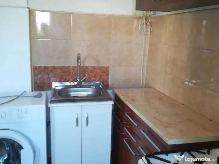 Piata sudului aleea secuilor confort 2 etaj 7 - 4