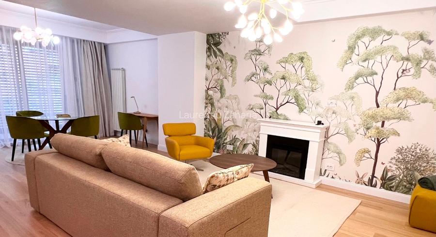 Ultralux, designer modern, bloc chic langa parc, intretinere redusa
