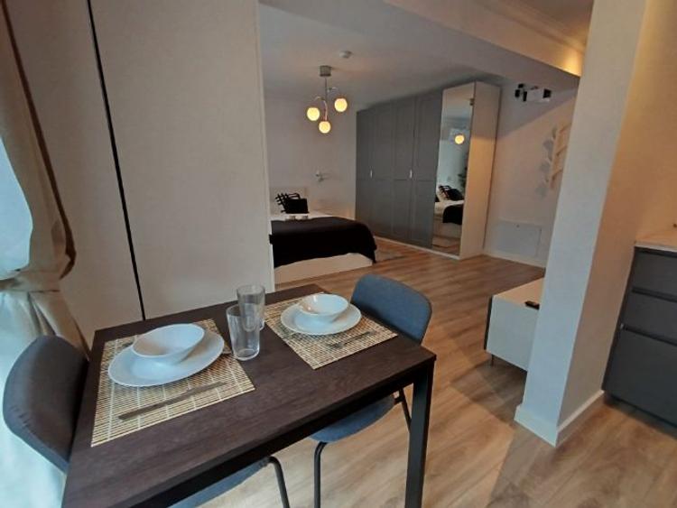 Garsonieră de închiriat Direct Proprietar - București sector 5 zona Marriott, 13 septembrie, - 5