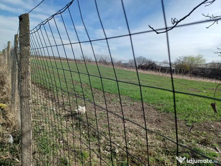 Teren intravilan 5000mp-toate utilitatile-zona mixta (constructii + livada) - 1