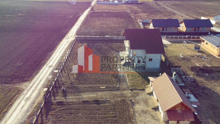 Casa cu teren 1500 mp in Harman - 26