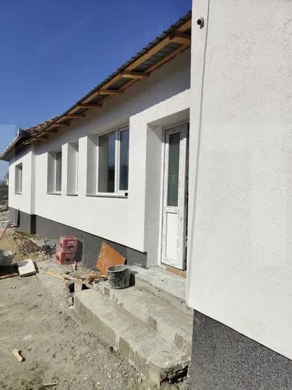 Casa spatioasa renovata - 1