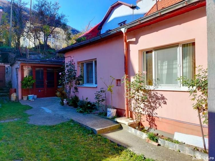 Sinaia - Casa 3 Camere - Curte - Garaj & Dependinte - Posibilitate Supraetajare - 2