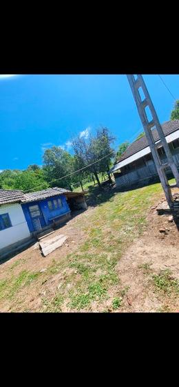 Teren si casa+ anexe de vânzare  - 7