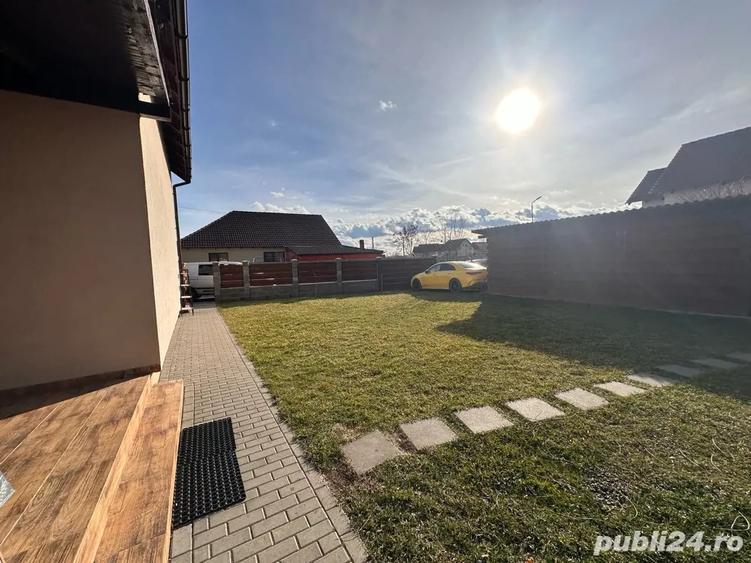 Vand casa in Sanmihaiu Roman - 6