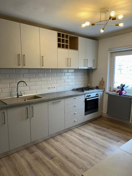 Închiriez apartament ultra dotat în Turda - 1