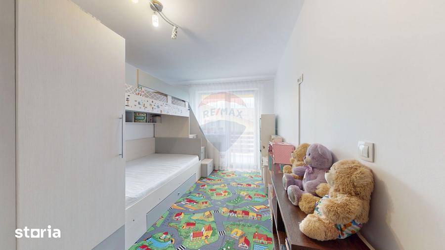 Apartament cu 4 camere, mobilat în Sânpetru