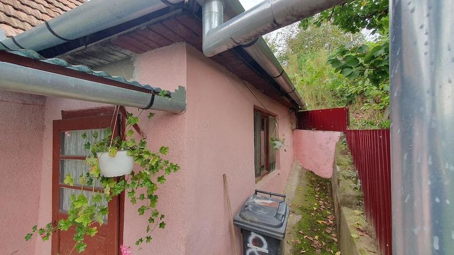 Casă cu Teren 610 Mp în Central