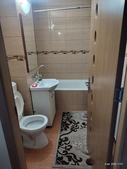 Vand apartament 2 camere etaj 2 decomandat - 1