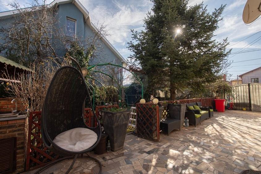 Casa de vanzare cu garaj,  Prelungirea Ghencea, Ghencea, Sector 6 - 6