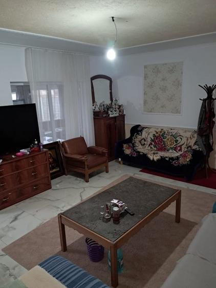 Duplex cu 3 camere cu Canalizare în Variaș