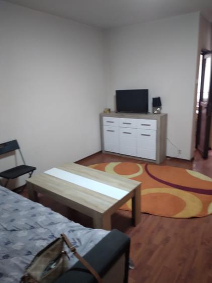 Dristor, garsoniera langa metrou , 300 euro, etaj 1 - 1