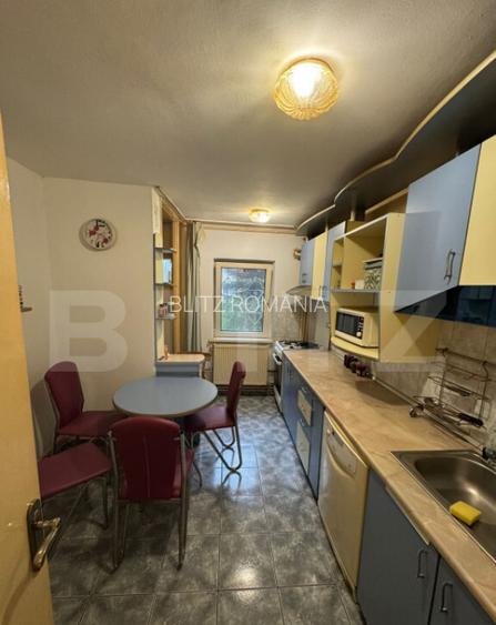 Apartament 3 camere de inchiriat, zona 13 Decembrie Apartament 3 camere de inchiriat, zona 13 Decembrie