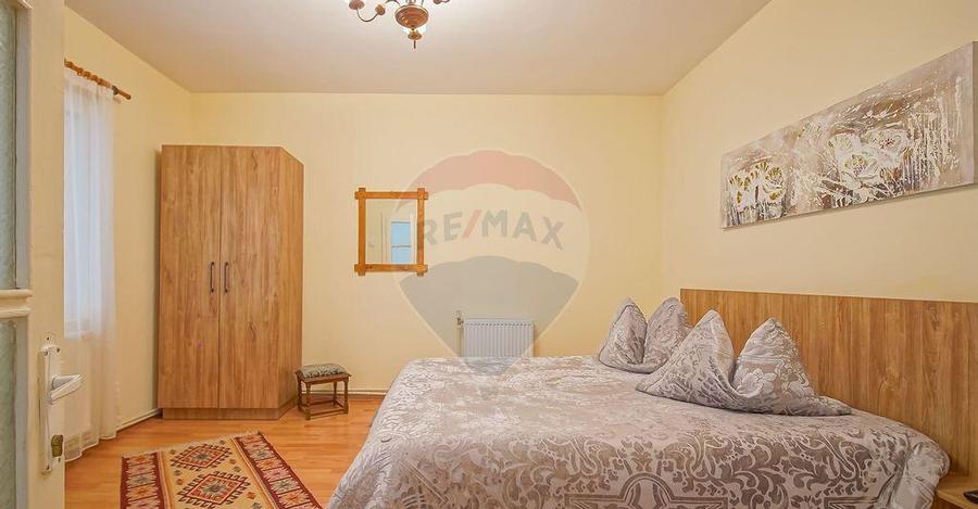 Vila cu farmec istoric in Bu?teni, pensiune sau locuin... - 3