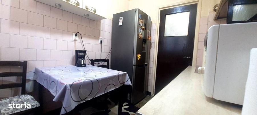 Apartament cu 3 camere decomandat, mobilat în Nicolae Grigorescu