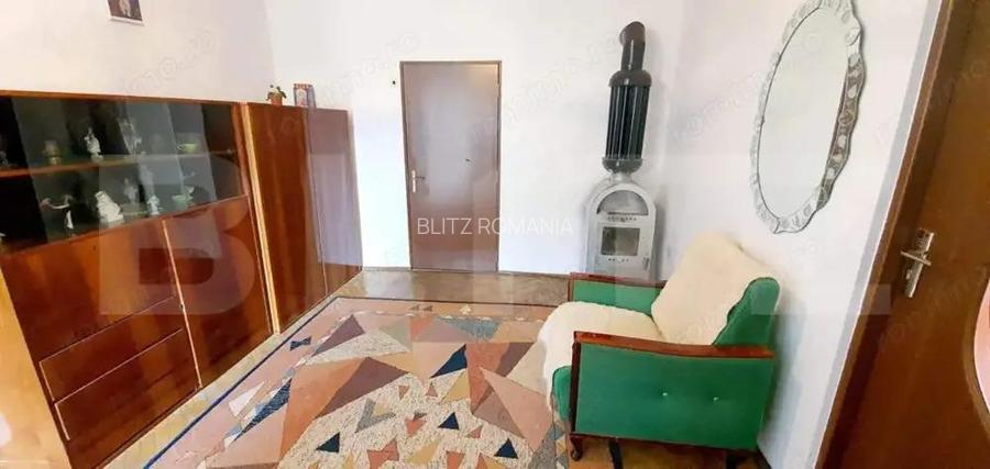 Casa de vanzare , 3 camere , 100 mp, zona Mulatau
