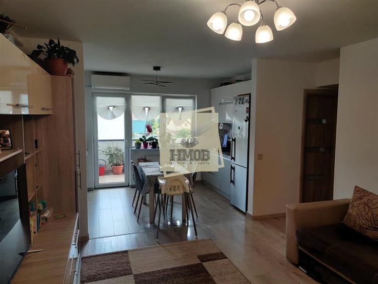 Apartament spatios cu vedere spre munti | 3 camere | Calea Surii Mici - 2