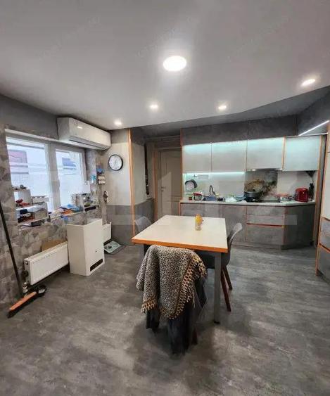 Casa cu 2 camere cu posibiliatte de inca 2, 102 mp+teren de 1000 mp, zona Unirii - 15