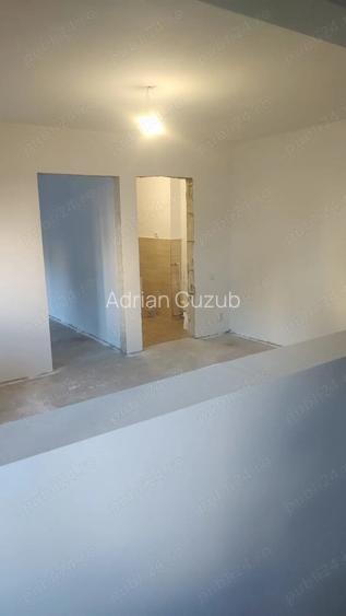 Proprietar Vand apartament 2 camere, semidecomandat, renovat complet Str. Avram Iancu, nr. 151A