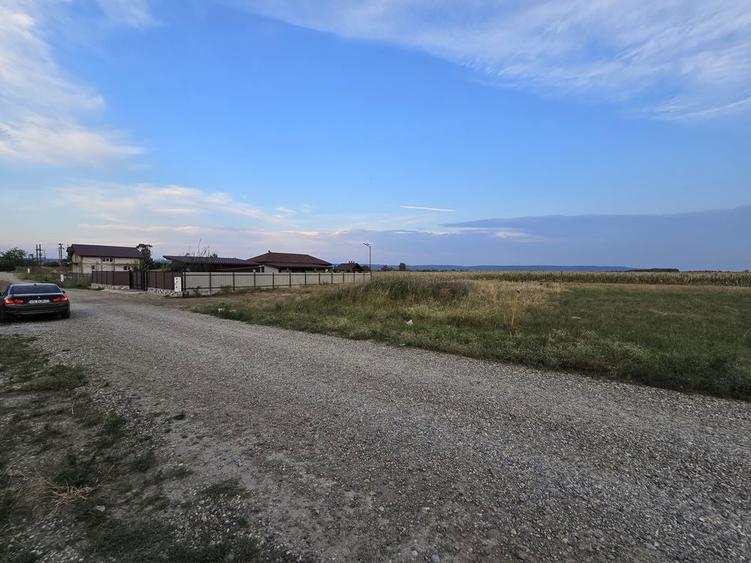 Teren de vanzare - 572 m2 - 1