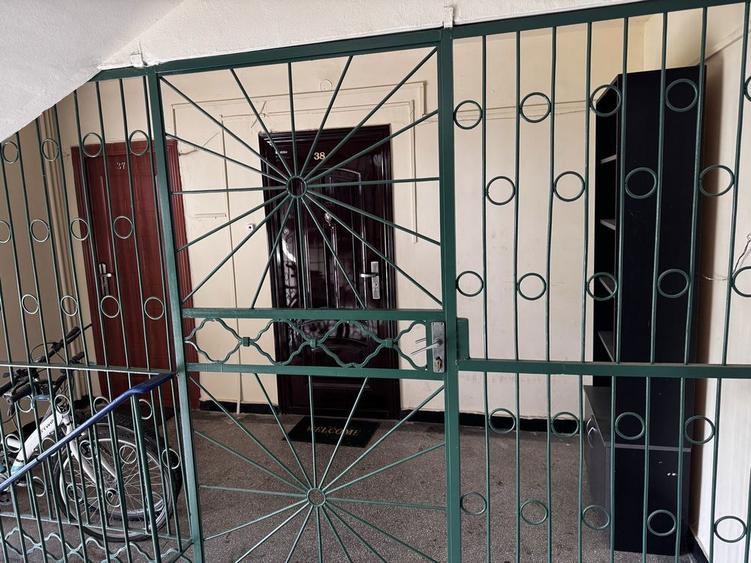 Inchiriez ap 2 cam tip C ,str.Sovata(zona decebal) - 4