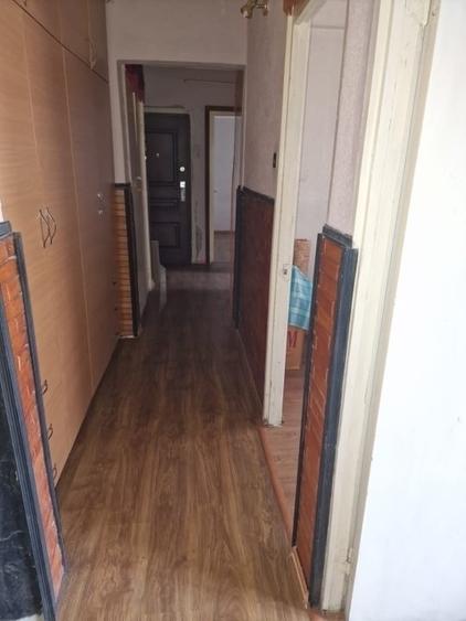 Gradinari-ICG-3 Camere Decomandat-bloc 80' - 2