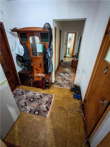 EXCLUSIVITATE! Apartament 3 camere cf 1 decomandat zona Micro 14 - 4