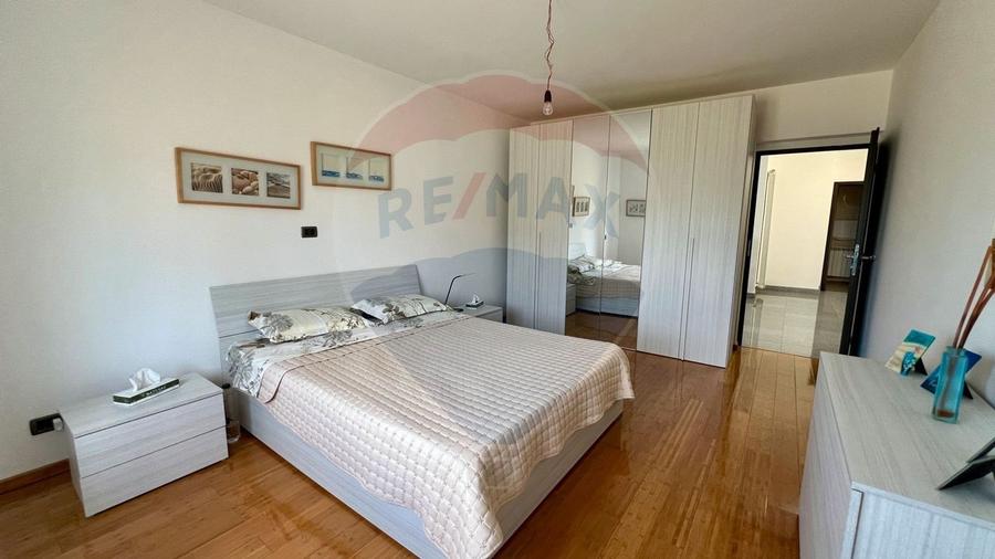 Casa spatioasa P+M si teren generos de 4151 mp in Tg. Bujor Galati - 9