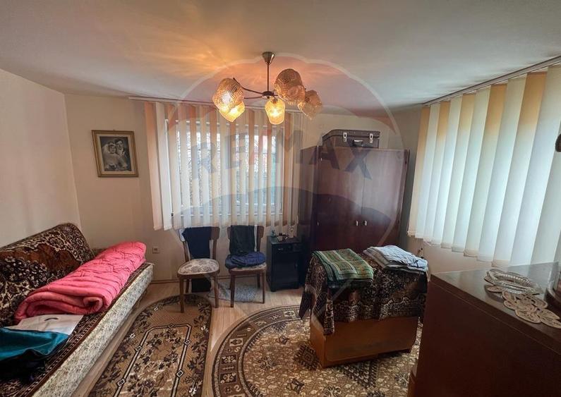 Casa /3 camere Calimanesti - 10