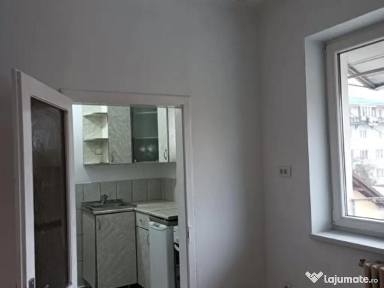 Garsoniera Confort 2 - etaj 2 - Zona Burdujeni - 10