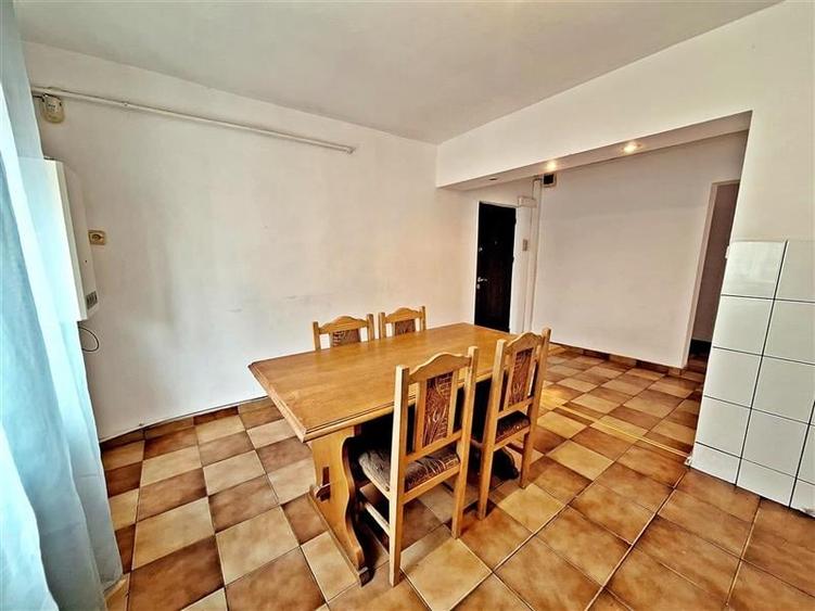 Apartament 3 camere decomandat | 2 bai | 73,79 mp , zona Narcisa - 9
