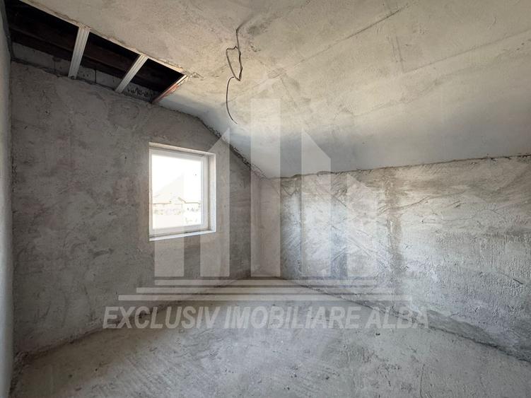 Casa individuala | Semifinisata | 230 mp | 480 mp teren | Partos - 7