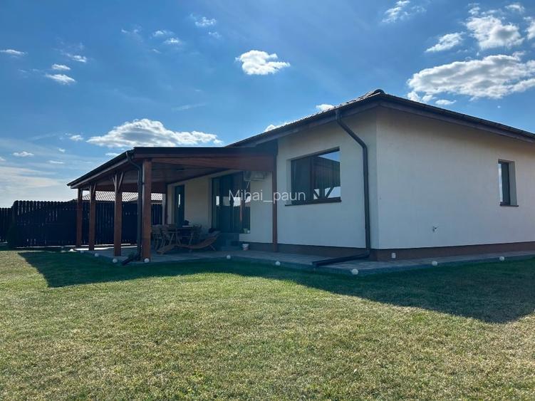 Casa vanzare direct proprietar - complet mobilat, teren 900 mp Casa vanzare direct proprietar - complet mobilat, teren 900 mp