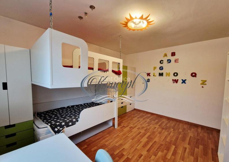 Apartament luminos cu 2 locuri de parcare si terasa, cartier