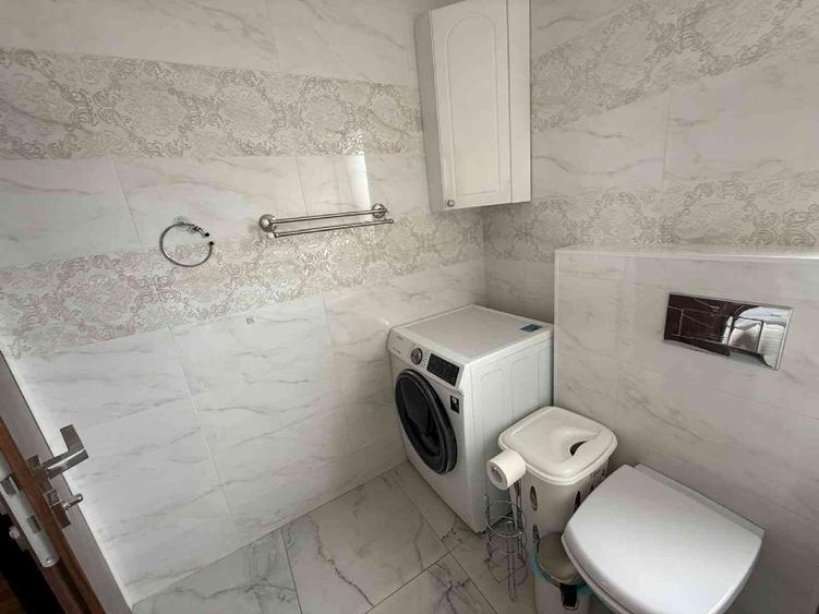 Apartament de Vanzare cu 3 camere in Andrei Muresanu - 2