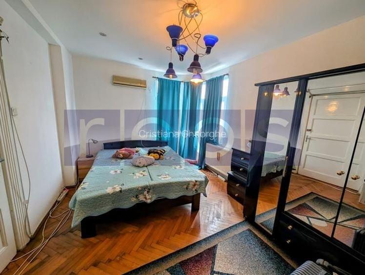 VANZARE VILA | SINGURA IN CURTE | ZONA COSBUC