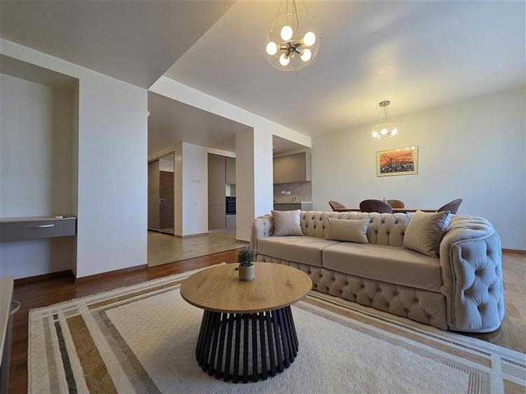 Apartament cu 2 camere decomandat, mobilat în Drumul Poienii