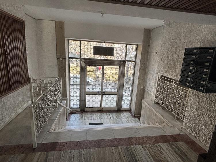 Libertatii nr. 1, proprietar, vand apartament 3 camere, comision zero - 1