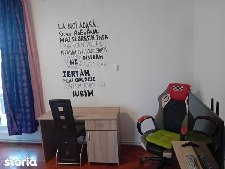 Vand apartament 2 camere - 1