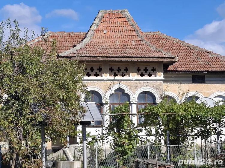 Casa cu teren 1480 mp, la 5 minute de Dunare Crivina, comuna Burila Mare, jude?ul Mehedin?i - 1