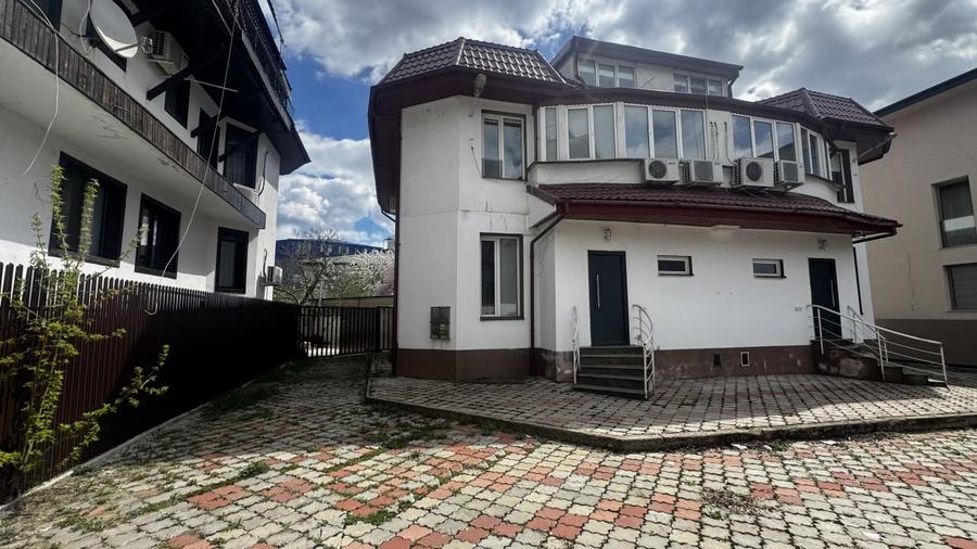 Vânzare vila 12 camere Sisești - 3