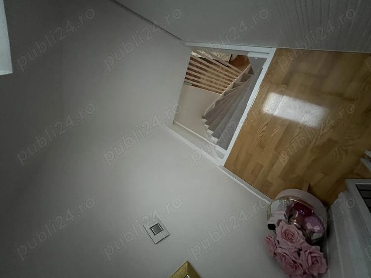 Vand apartament sau schimb cu casa DE CARAMIDA la sat in jud Timis - 7