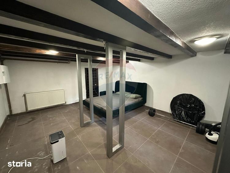 Casă cu 4 camere cu Teren 150 Mp în Central